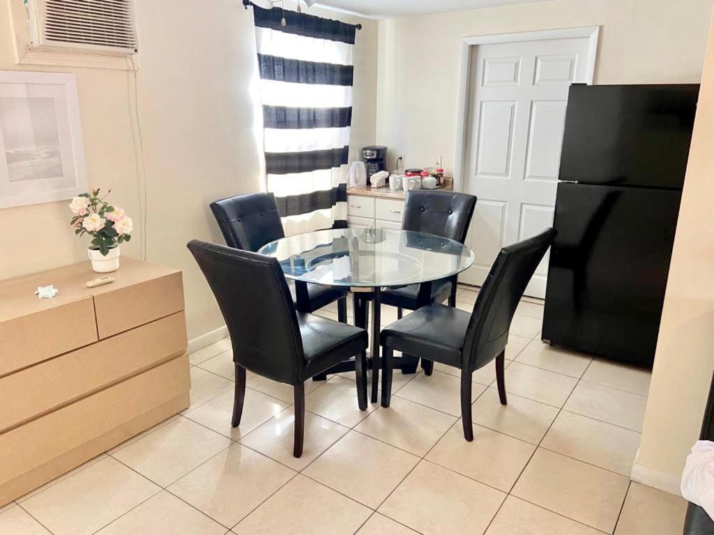 Private Room Near Miami Airport - Free Parking - 01 Ngoại thất bức ảnh