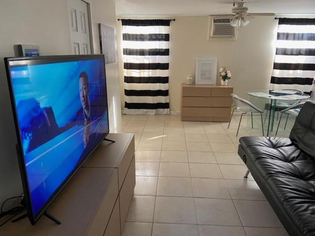 Private Room Near Miami Airport - Free Parking - 01 Ngoại thất bức ảnh